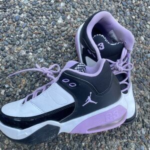 Jordan Kids Black and Lavender Sneakers